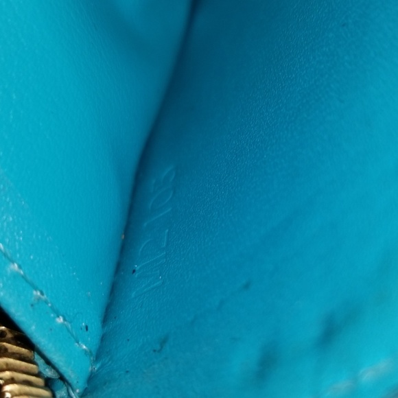 NOT FOR SALE...TRADED...DO NOT PURCHASE - Picture 4 of 8